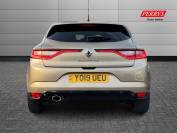 RENAULT MEGANE 2019 (19)