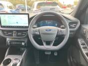 FORD KUGA 2024 (74)