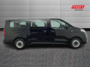 VAUXHALL VIVARO-LIFE 2021 (71)