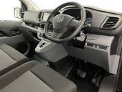 VAUXHALL VIVARO-LIFE 2021 (71)