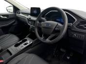 FORD KUGA 2023 (73)