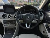 MERCEDES-BENZ GLA 2018 (68)