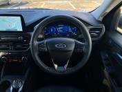 FORD KUGA 2023 (73)