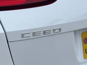 KIA CEED 2022 (22)