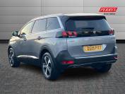 PEUGEOT 5008 2019 (19)