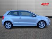 VOLKSWAGEN POLO 2017 (17)