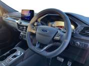 FORD KUGA 2023 (72)