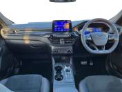 FORD KUGA 2023 (72)