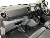 VAUXHALL VIVARO 2021 (70)