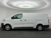 VAUXHALL VIVARO 2021 (70)