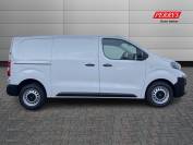 VAUXHALL VIVARO 2024 (74)