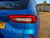 FORD KUGA 2024 (74)