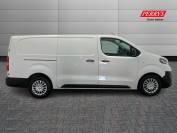 TOYOTA PROACE 2022 (22)