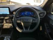 FORD KUGA 2023 (72)