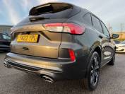 FORD KUGA 2022 (72)