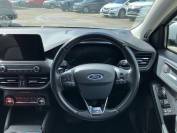 FORD FOCUS 2019 (19)