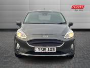 FORD FIESTA 2019 (19)