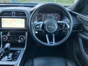 JAGUAR XE 2020 (20)