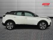 PEUGEOT 3008 2019 (69)