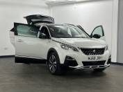 PEUGEOT 3008 2019 (69)