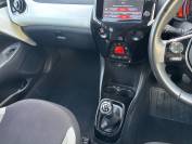 TOYOTA AYGO 2018 (18)