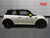 MINI HATCHBACK 2021 (71)