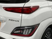 HYUNDAI KONA 2023 (23)