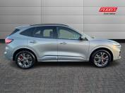 FORD KUGA 2023 (73)