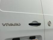 VAUXHALL VIVARO 2021 (21)