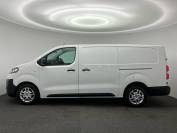 VAUXHALL VIVARO 2021 (21)