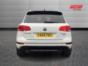 VOLKSWAGEN TOUAREG 2015 (64)