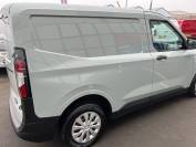 FORD TRANSIT COURIER 2024 (74)