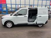 FORD TRANSIT COURIER 2024 (74)