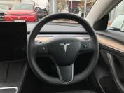 TESLA MODEL 3 2022 (72)