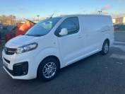 VAUXHALL VIVARO 2021 (21)