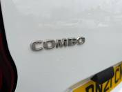 VAUXHALL COMBO CARGO 2021 (21)