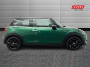 MINI HATCHBACK 2021 (21)