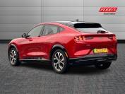 FORD MUSTANG MACH-E 2021 (21)