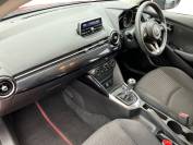 MAZDA 2 2019 (19)