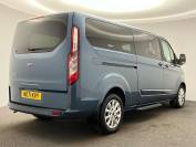 FORD TOURNEO CUSTOM 2021 (71)