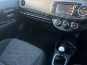 TOYOTA YARIS 2013 (63)