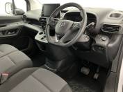 VAUXHALL COMBO CARGO 2024 (74)