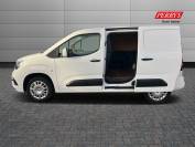 VAUXHALL COMBO CARGO 2021 (21)