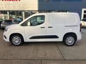 VAUXHALL COMBO CARGO 2021 (21)