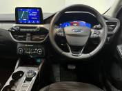 FORD KUGA 2021 (70)