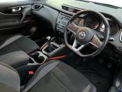 NISSAN QASHQAI 2018 (18)