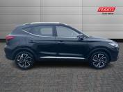 MG ZS 2023 (23)