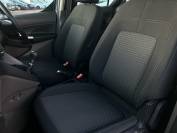 FORD TOURNEO CONNECT 2021 (21)