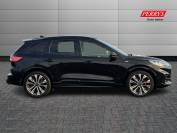 FORD KUGA 2022 (72)