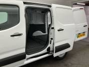 VAUXHALL COMBO CARGO 2024 (74)